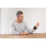 ⁦מד לחץ דם לפרק היד כולל Bluetooth לחיבור לטלפון הנייד  Beurer BC54⁩ – תמונה ⁦3⁩